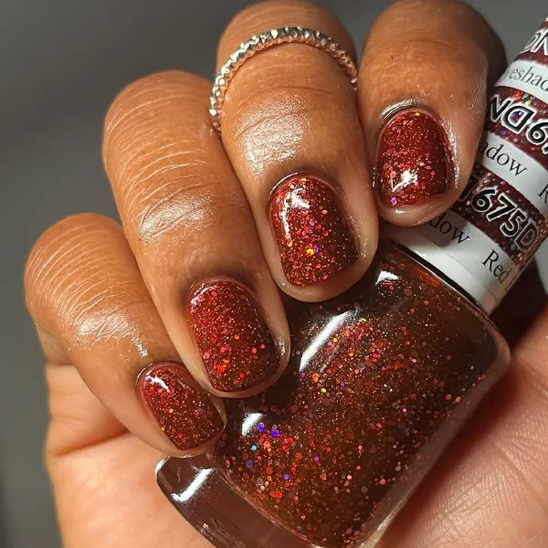 Red Eyeshadow #675